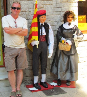 Catalan National Dress and Independence